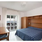Casavacanze Internazionale 3* דיאנו מרינה