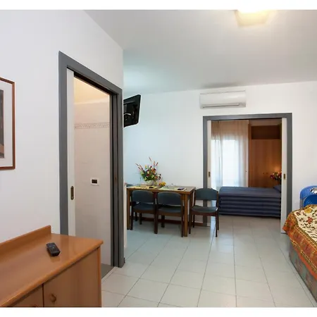 Lejlighedshotel Casavacanze Internazionale 3*