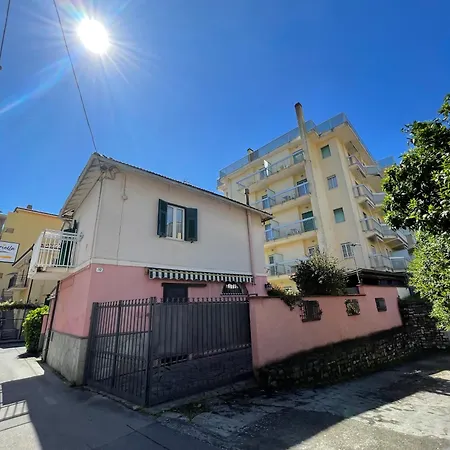 Lejlighedshotel Casavacanze Internazionale Diano Marina