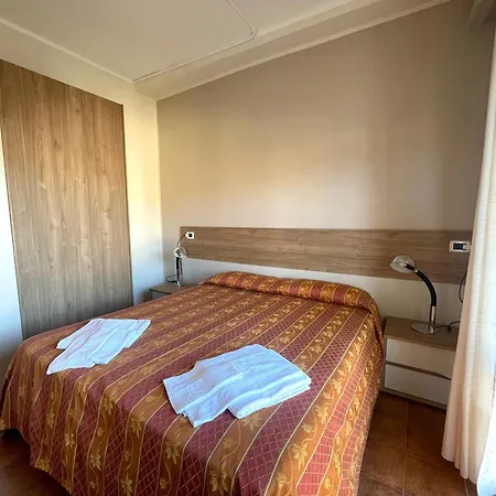Casavacanze Internazionale 3* דיאנו מרינה