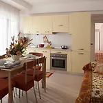 Hotel apartamentowy Casavacanze Internazionale 3*