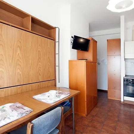 Casavacanze Internazionale 3* دْيانو مارينا