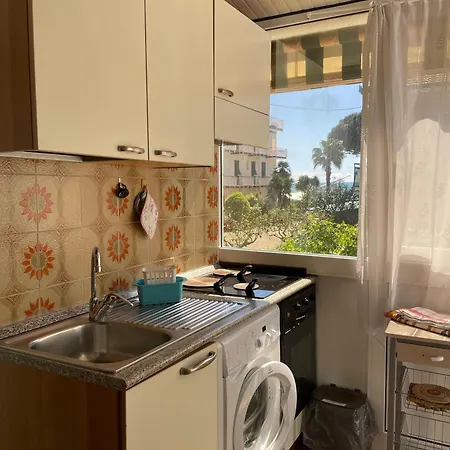 Casavacanze Internazionale شقة فندقية دْيانو مارينا