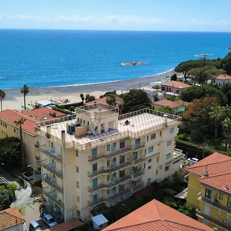 شقة فندقية Casavacanze Internazionale دْيانو مارينا