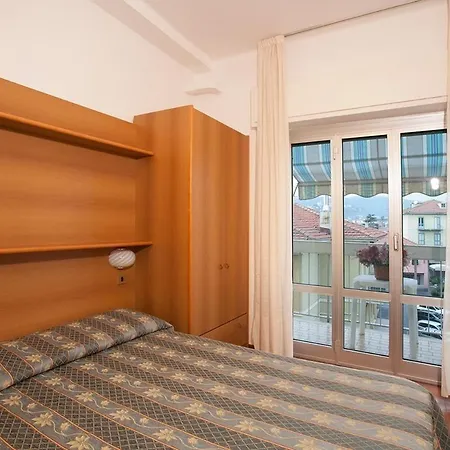 Aparthotel Casavacanze Internazionale Diano Marina