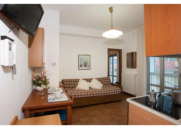 Casavacanze Internazionale Aparthotel 3*