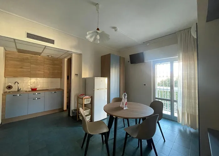 Casavacanze Internazionale 3* Диано-Марина