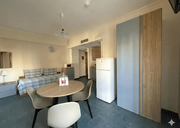 Casavacanze Internazionale Диано-Марина