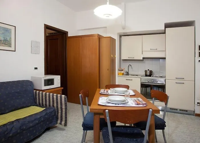 Casavacanze Internazionale 3* Диано-Марина